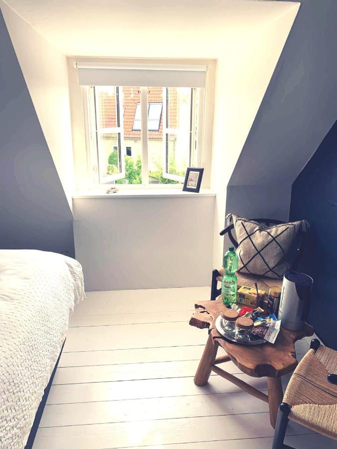 Room In A Danish Cottage With Garden View, 10 Min To Cph Gentofte Extérieur photo